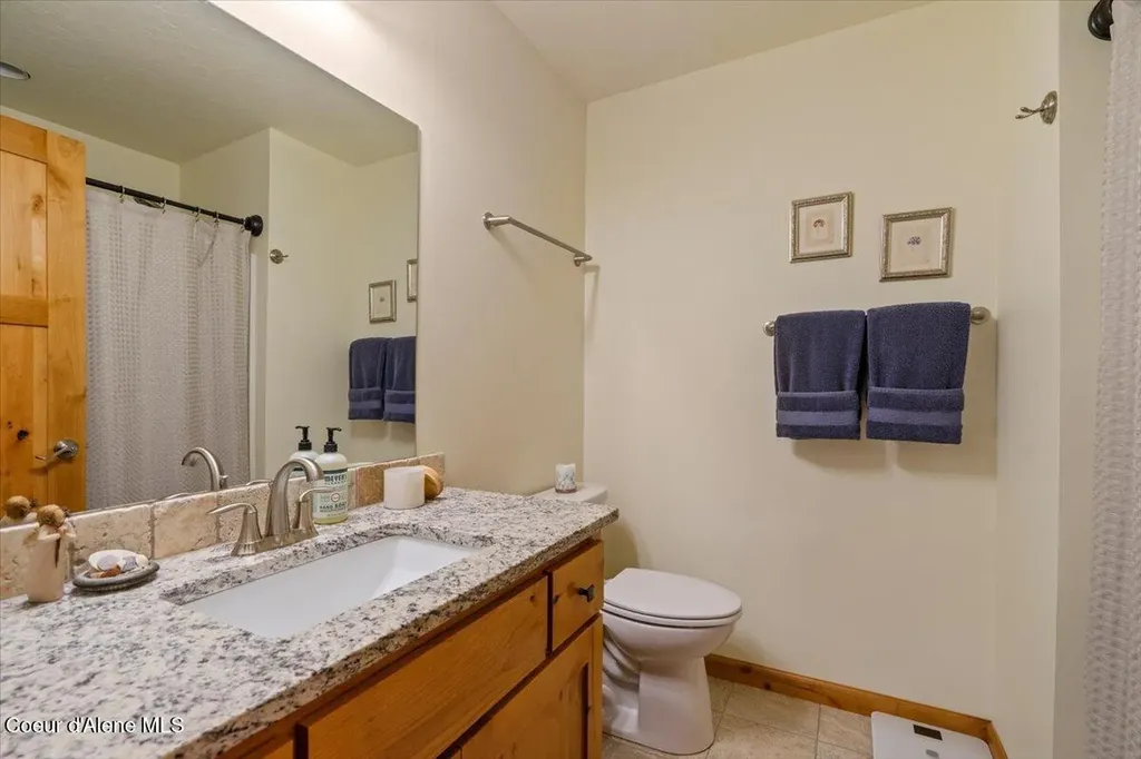 7881 W Kayak Court Rathdrum ID 83858