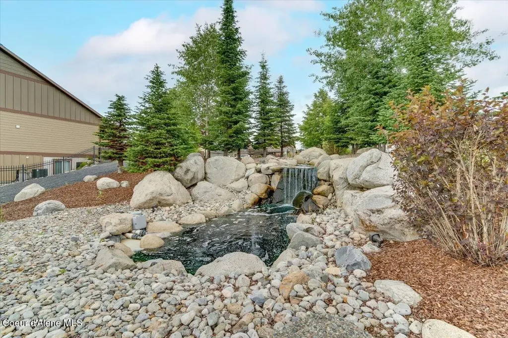 7881 W Kayak Court Rathdrum ID 83858