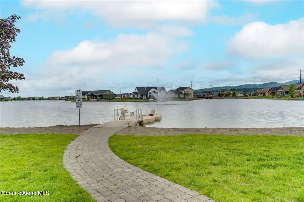 7881 W Kayak Court Rathdrum ID 83858