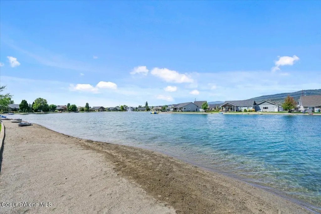 7881 W Kayak Court Rathdrum ID 83858