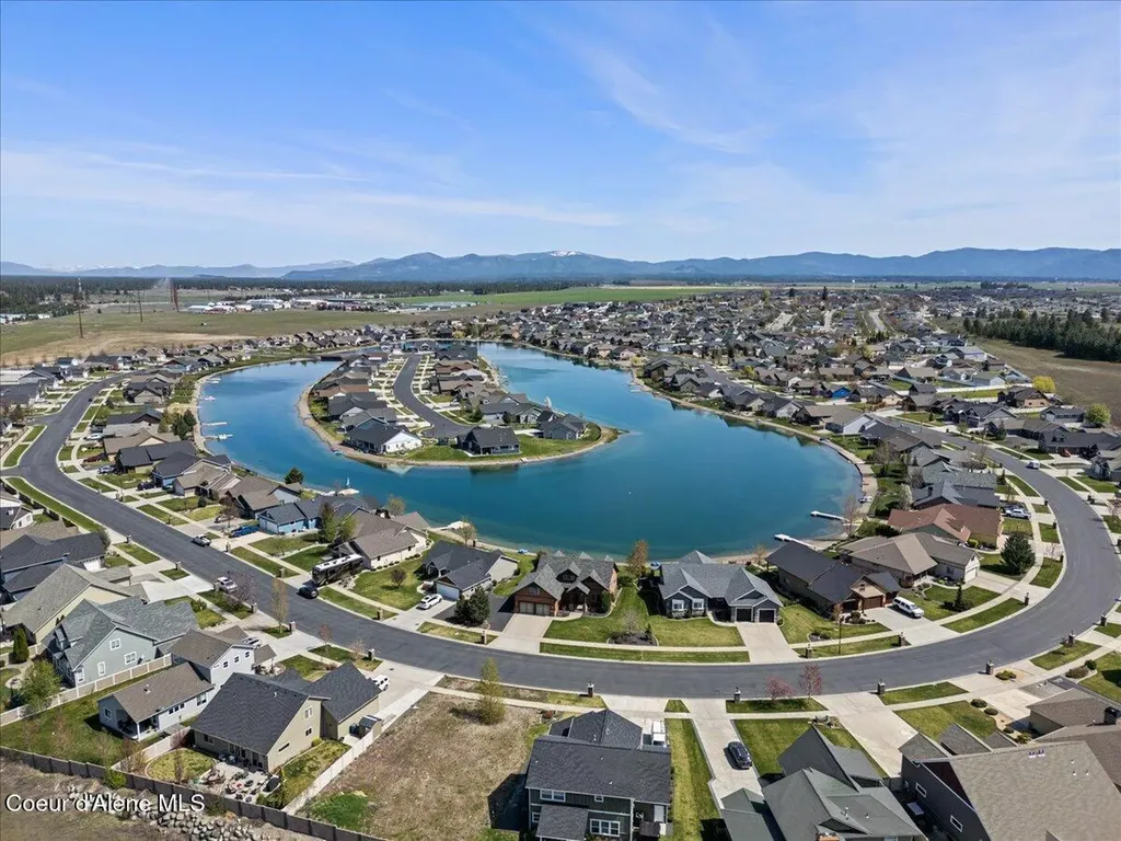 7881 W Kayak Court Rathdrum ID 83858