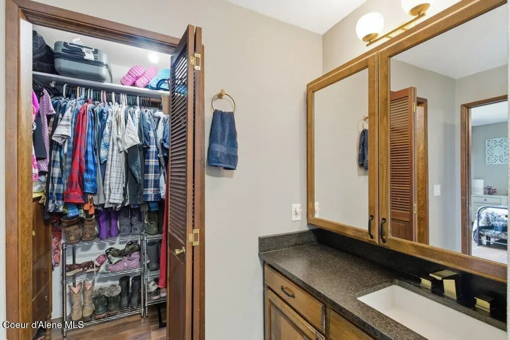 5891 W Hayden Avenue Rathdrum ID 83858