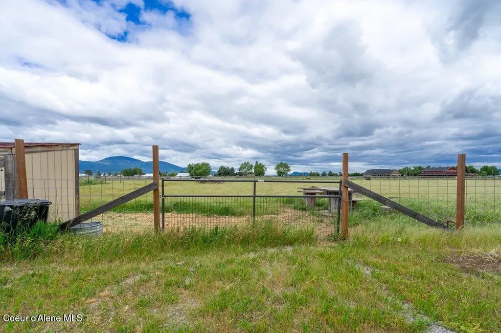 5891 W Hayden Avenue Rathdrum ID 83858