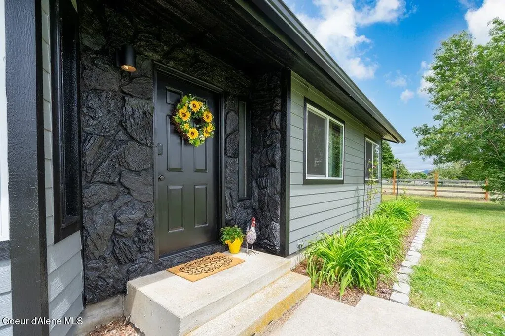 5891 W Hayden Avenue Rathdrum ID 83858