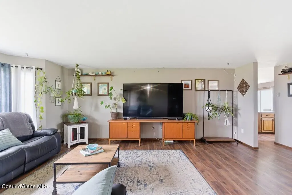 5891 W Hayden Avenue Rathdrum ID 83858