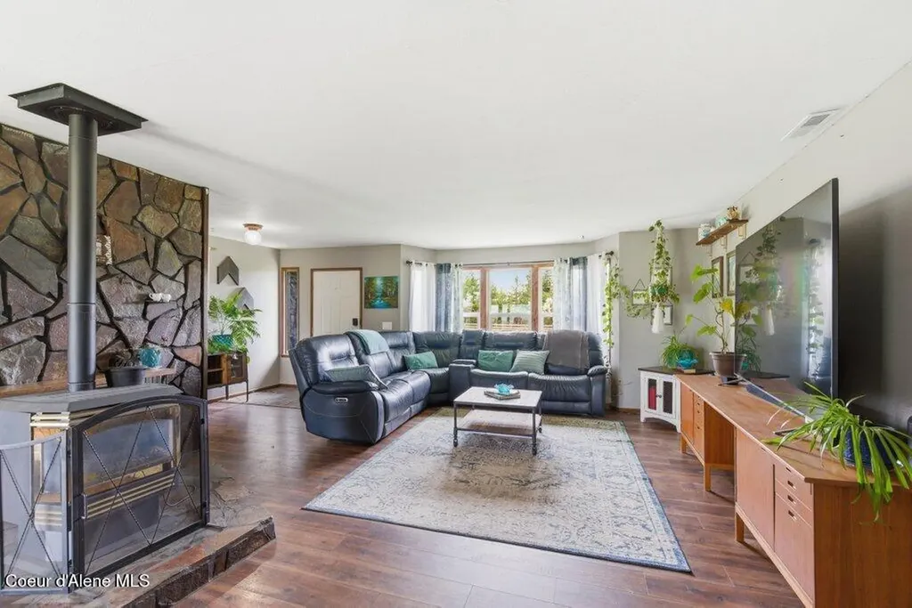 5891 W Hayden Avenue Rathdrum ID 83858