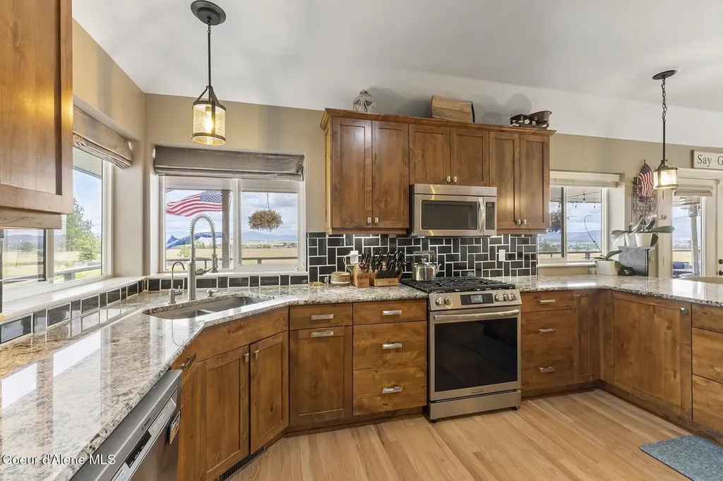11341 N Church Road Rathdrum ID 83858