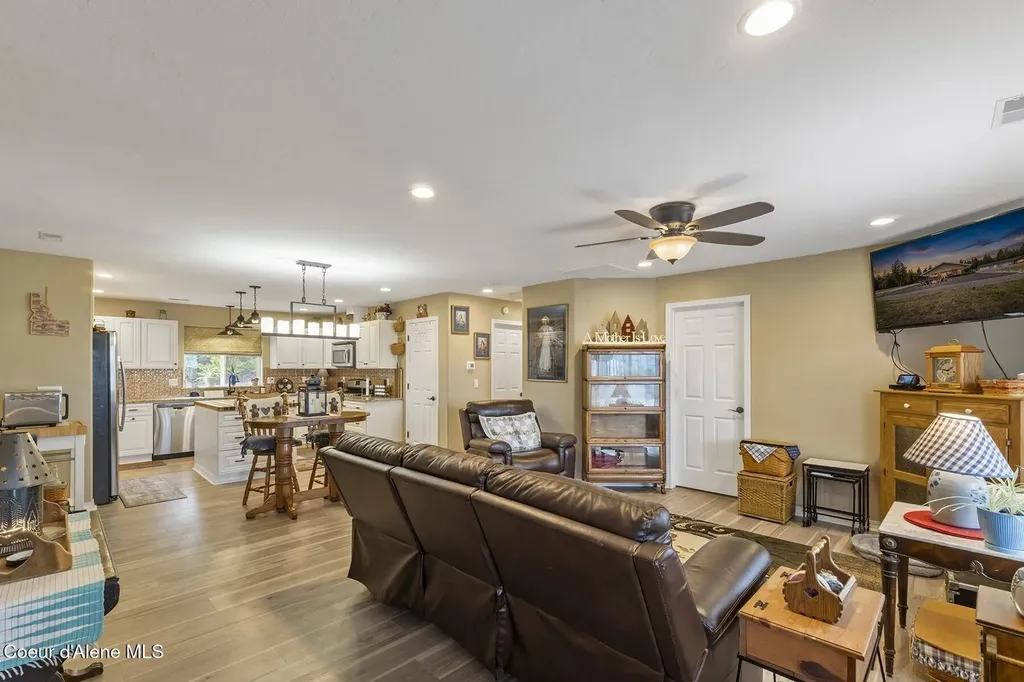 11341 N Church Road Rathdrum ID 83858