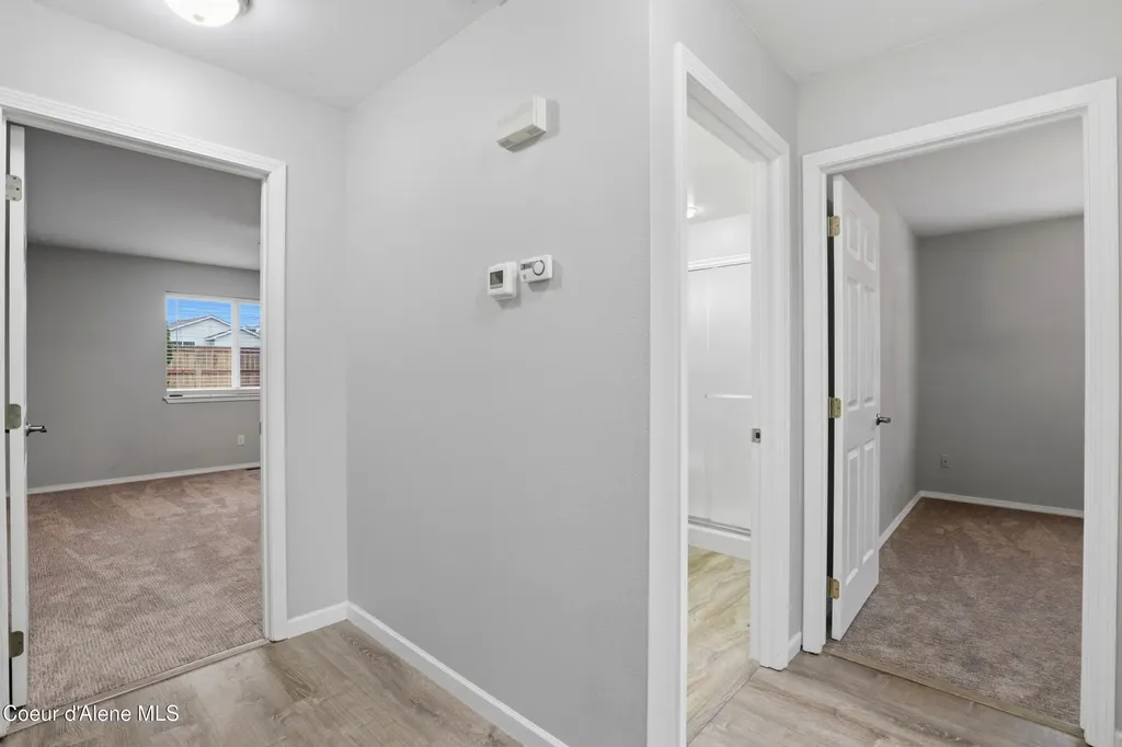 699 E Cloverleaf Drive Hayden ID 83835
