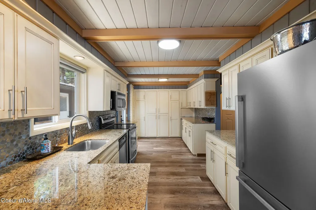 24740 S No Name Court Worley ID 83876