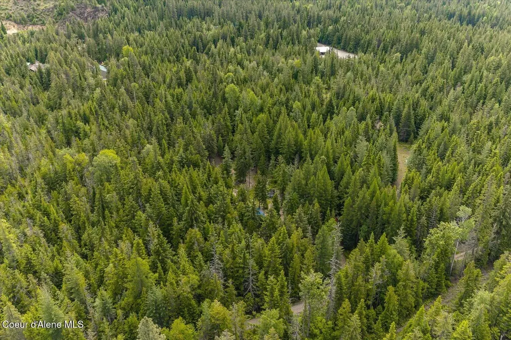 508 Cedar Grove Sandpoint ID 83864