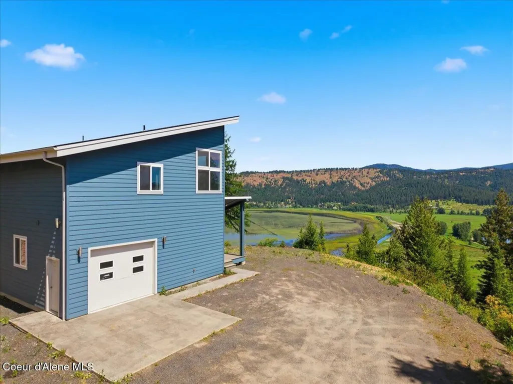 971 Shay Hill Road St. Maries ID 83861