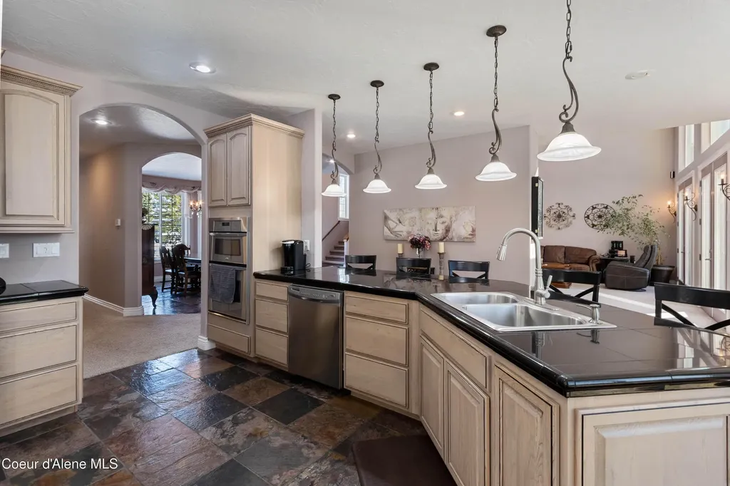 100 Bonita Bay Drive Sagle ID 83860