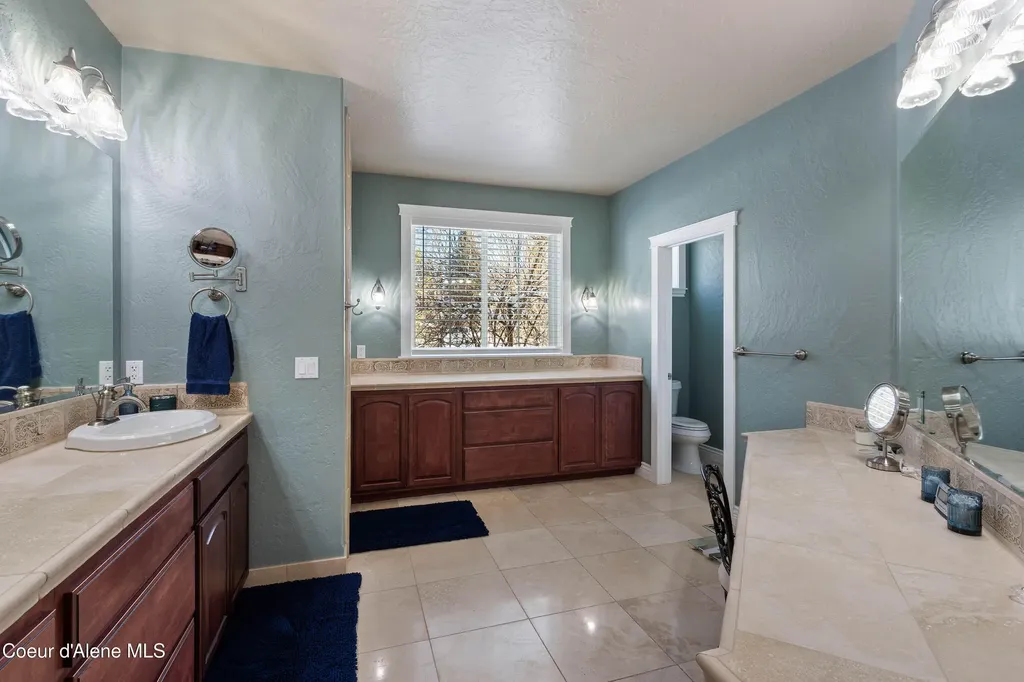 100 Bonita Bay Drive Sagle ID 83860