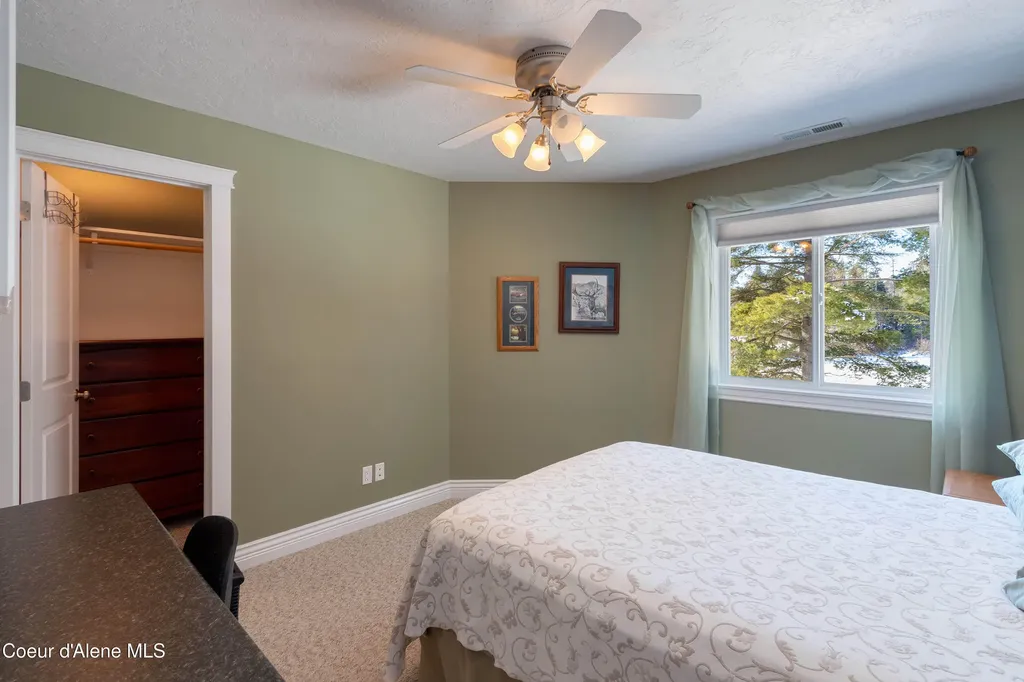100 Bonita Bay Drive Sagle ID 83860