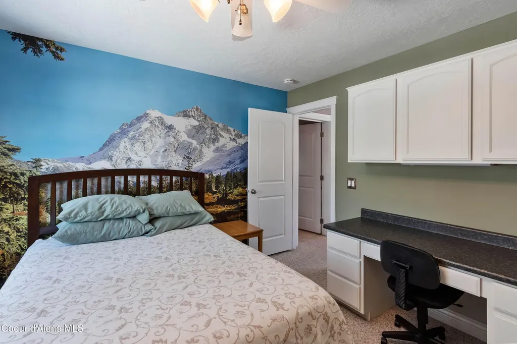 100 Bonita Bay Drive Sagle ID 83860