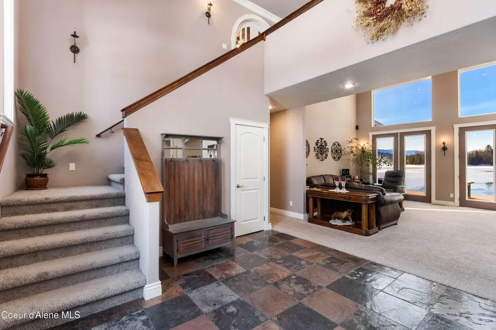 100 Bonita Bay Drive Sagle ID 83860