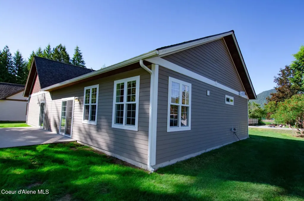 108 W 9th Avenue Clark Fork ID 83811