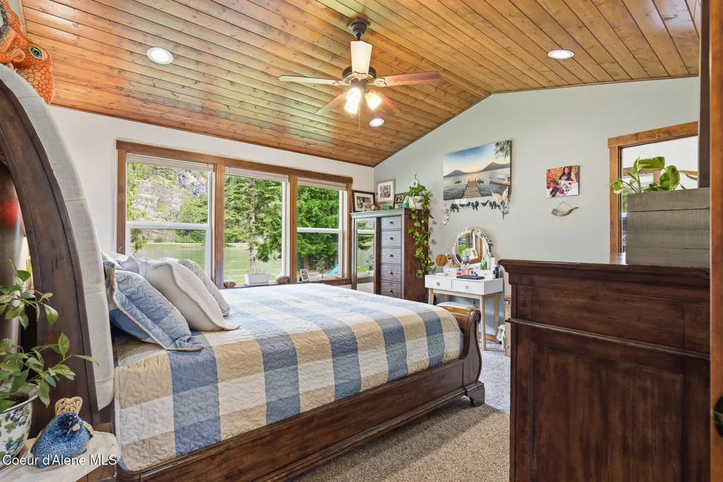 241 N River Lake Drive Clark Fork ID 83811
