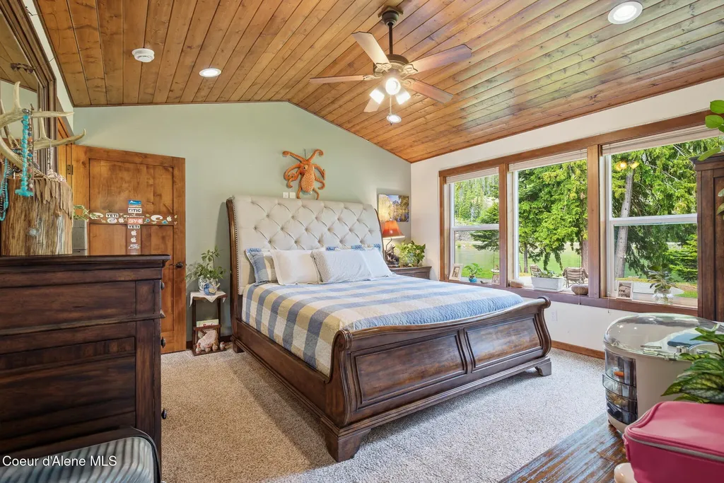 241 N River Lake Drive Clark Fork ID 83811