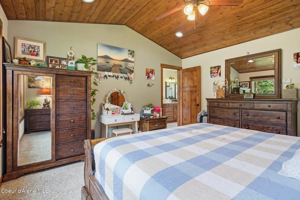 241 N River Lake Drive Clark Fork ID 83811