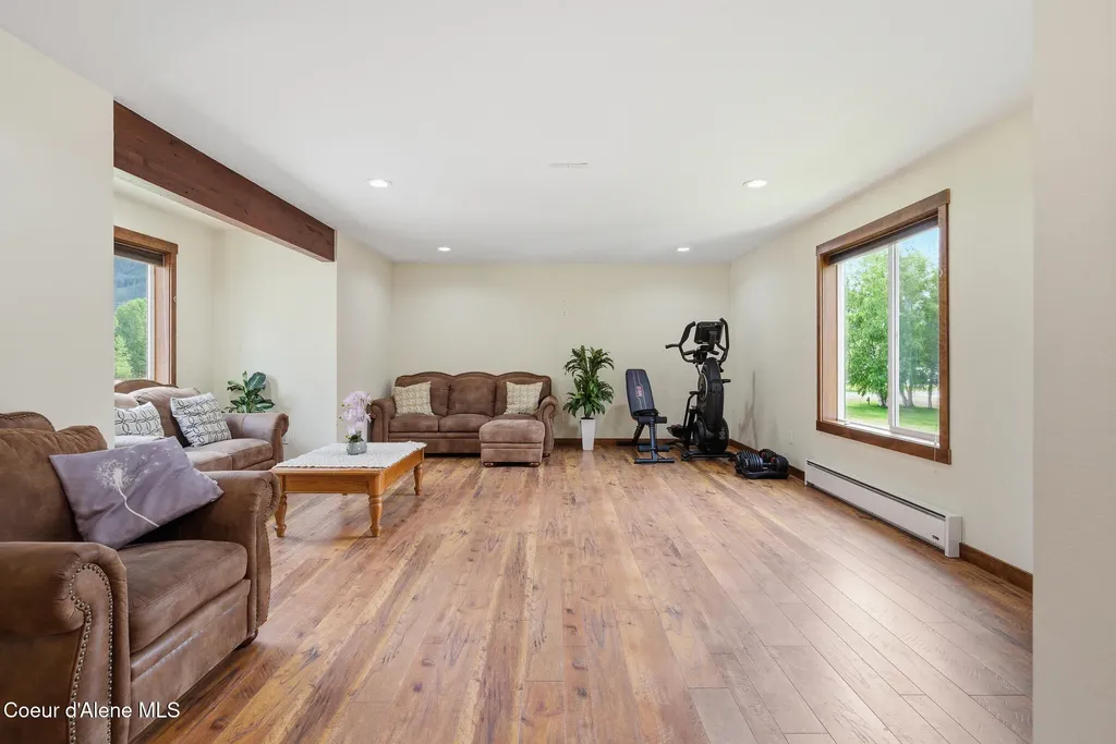 241 N River Lake Drive Clark Fork ID 83811