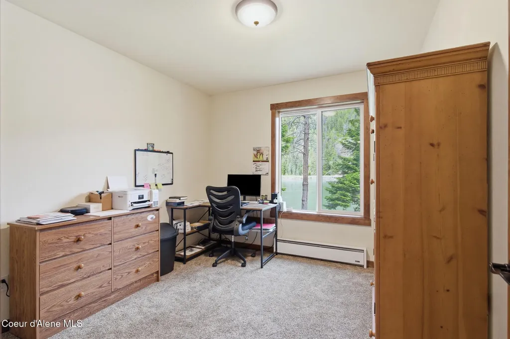 241 N River Lake Drive Clark Fork ID 83811