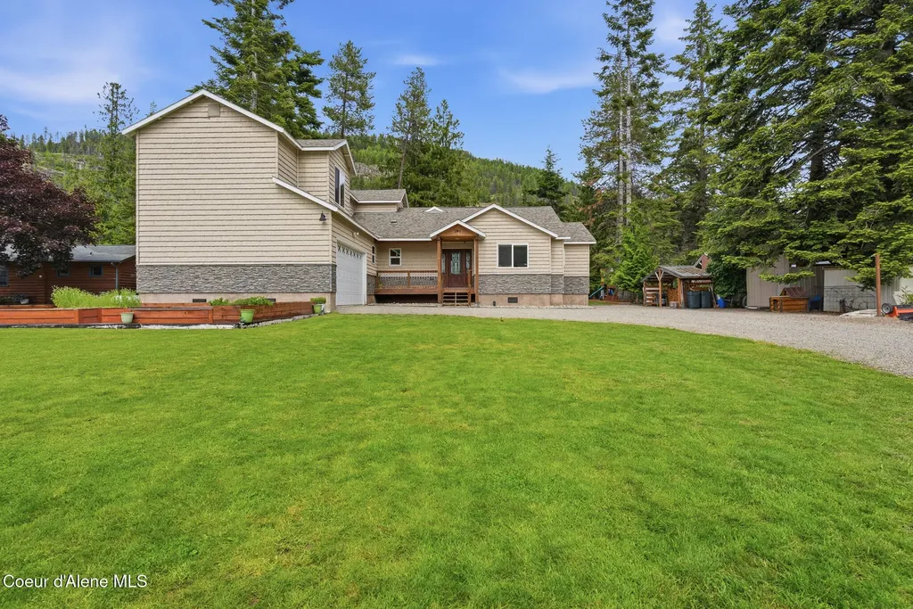 241 N River Lake Drive Clark Fork ID 83811