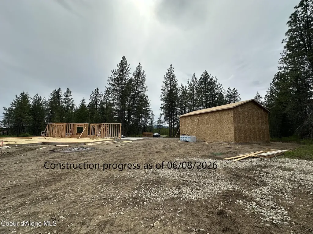 95 Wyatt Lane Spirit Lake ID 83869