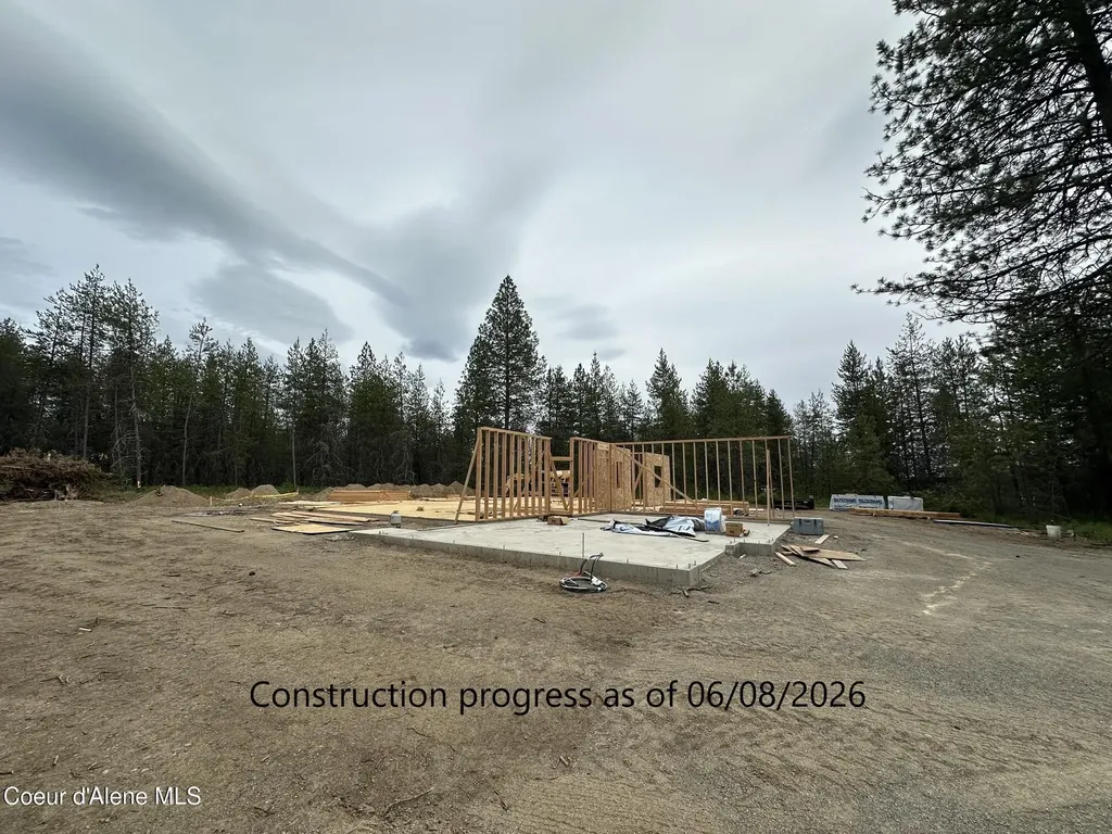 95 Wyatt Lane Spirit Lake ID 83869