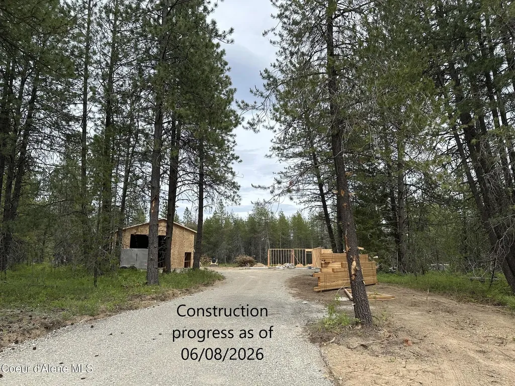 95 Wyatt Lane Spirit Lake ID 83869