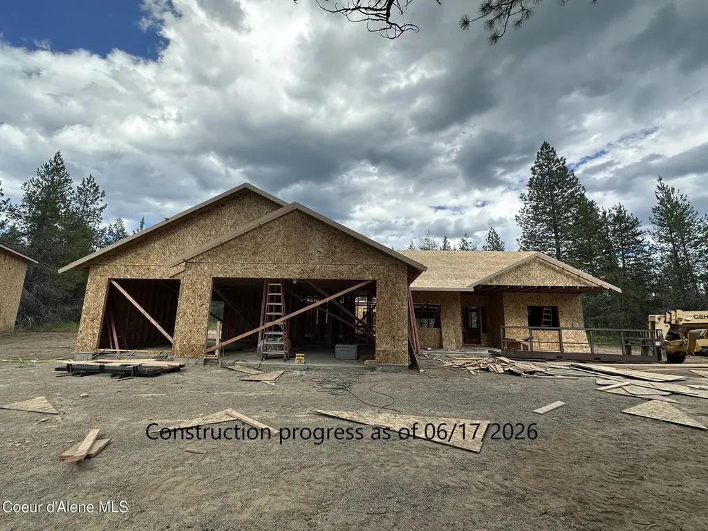 95 Wyatt Lane Spirit Lake ID 83869