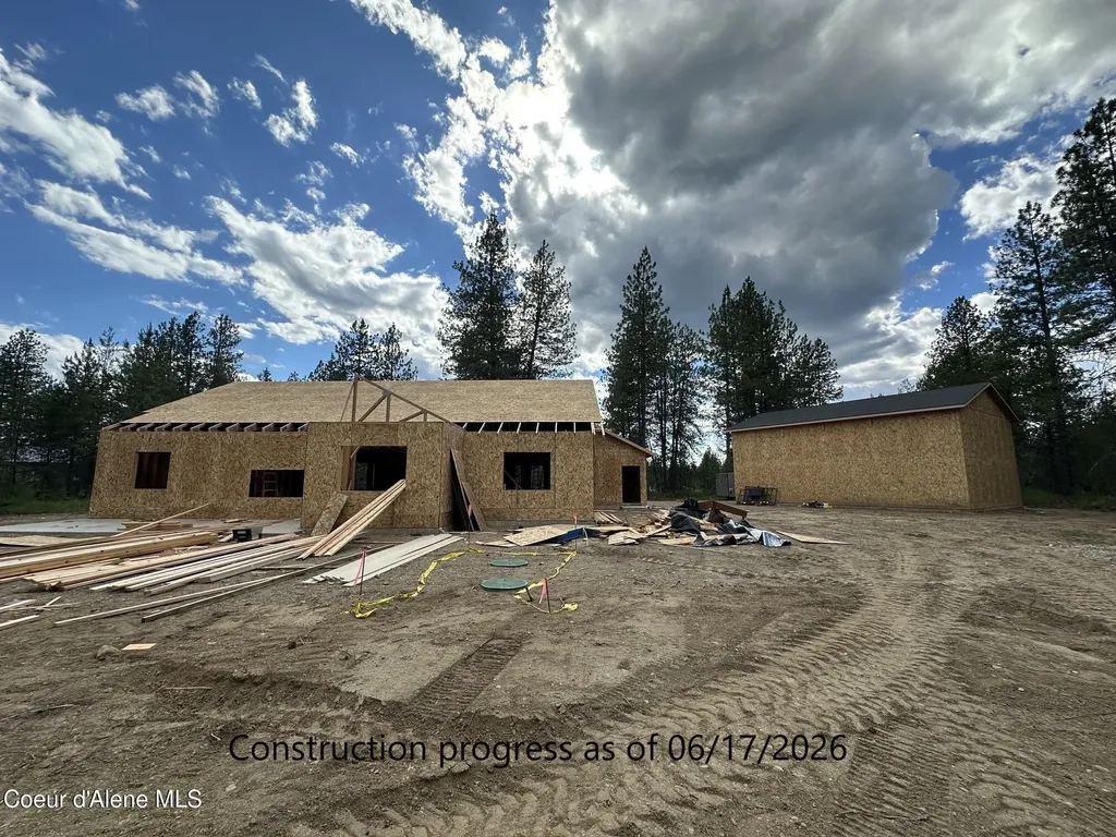 95 Wyatt Lane Spirit Lake ID 83869