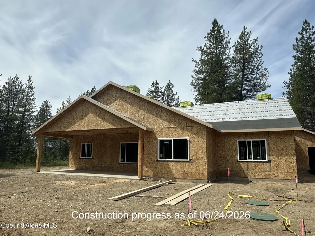 95 Wyatt Lane Spirit Lake ID 83869