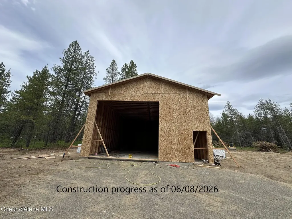 95 Wyatt Lane Spirit Lake ID 83869