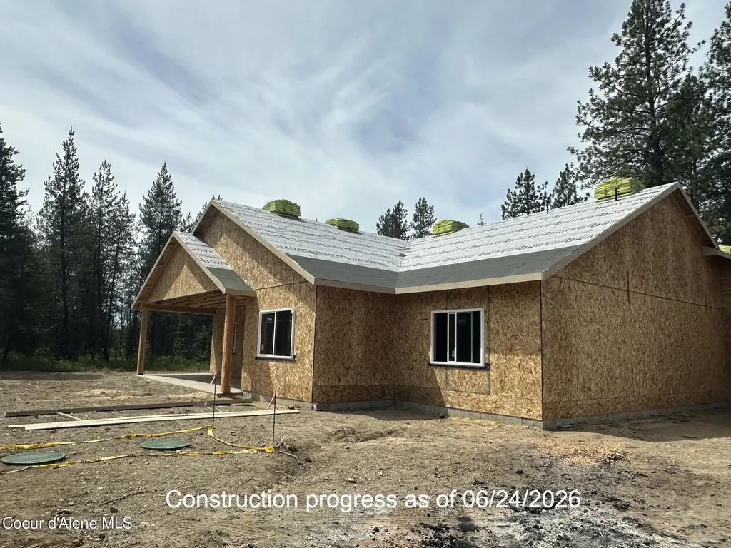 95 Wyatt Lane Spirit Lake ID 83869