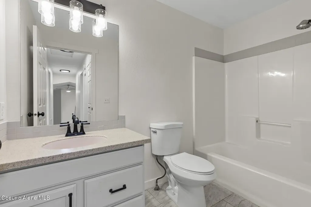 7312 W Macaw Lane Rathdrum ID 83858