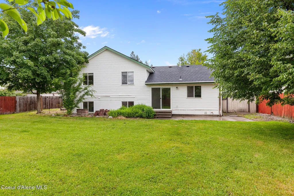 7312 W Macaw Lane Rathdrum ID 83858