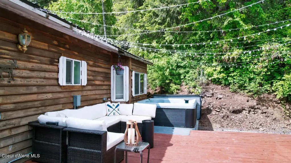 20779 S Cave Bay Road Worley ID 83876