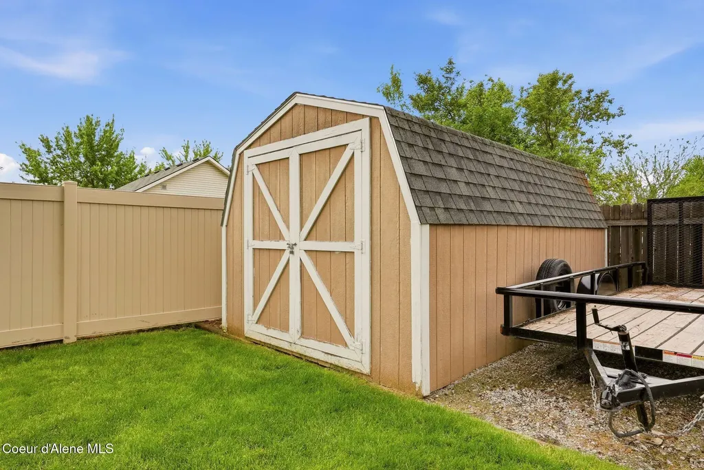 7410 W Lund Street Rathdrum ID 83858