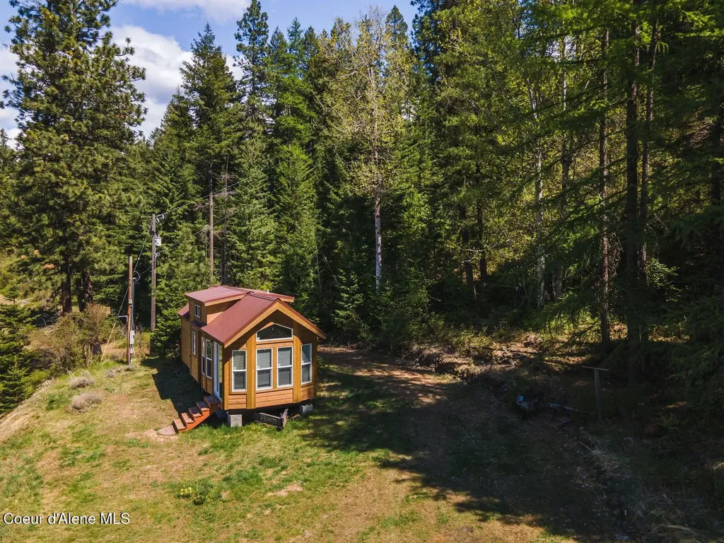 15040 S Bench Road Harrison ID 83833