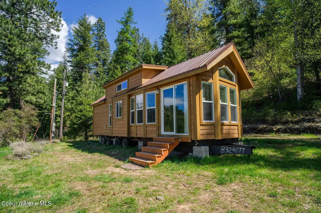 15040 S Bench Road Harrison ID 83833