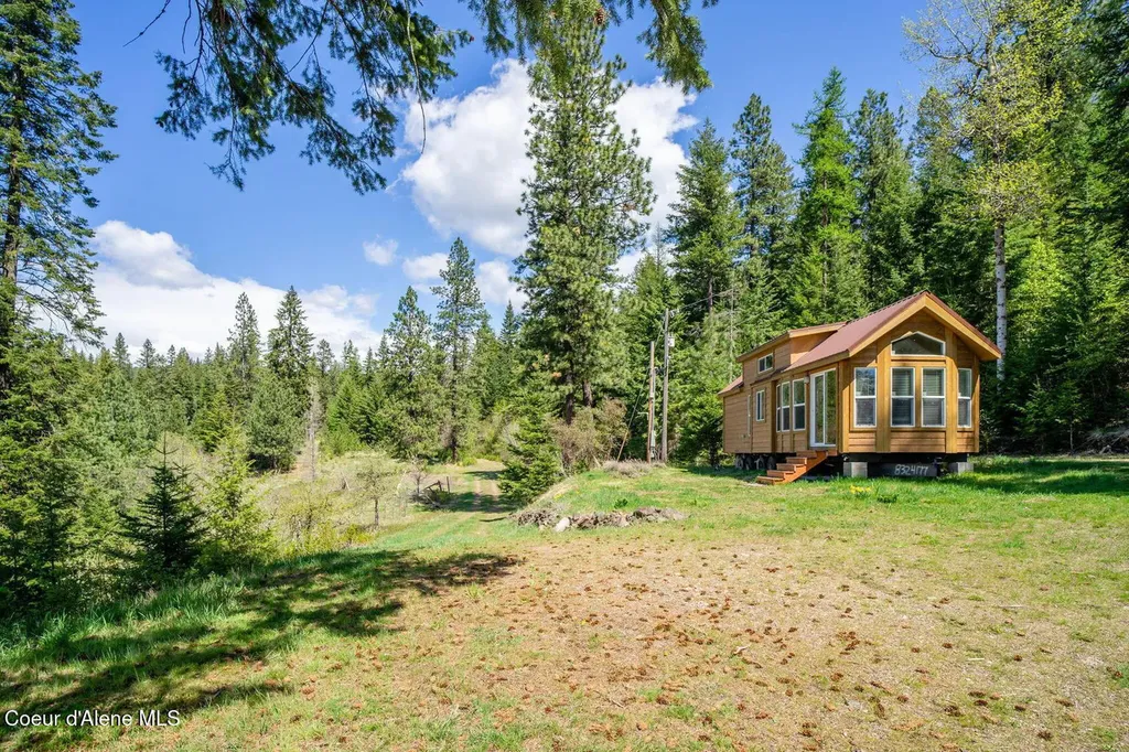 15040 S Bench Road Harrison ID 83833