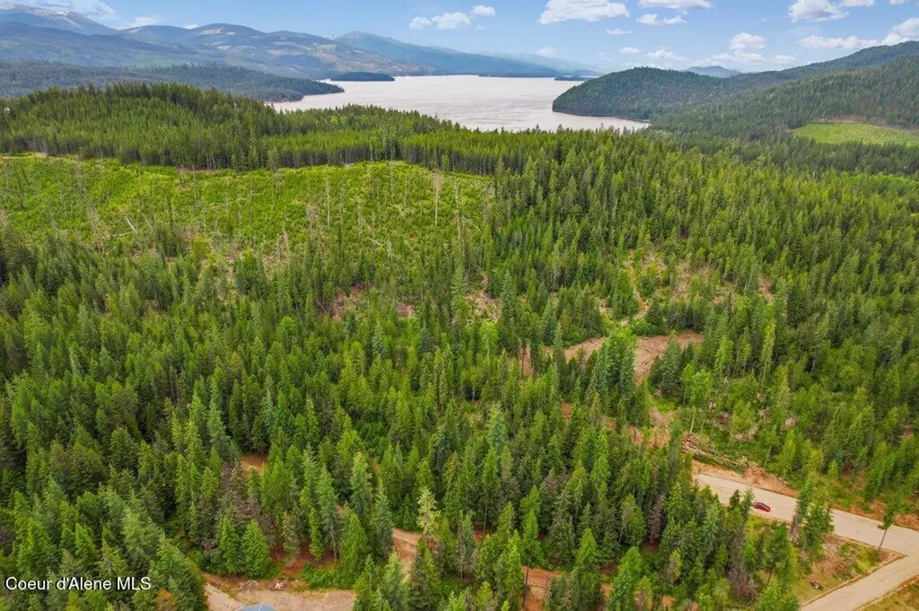 Nka Cooper Lane Lot 1b Nordman ID 83848