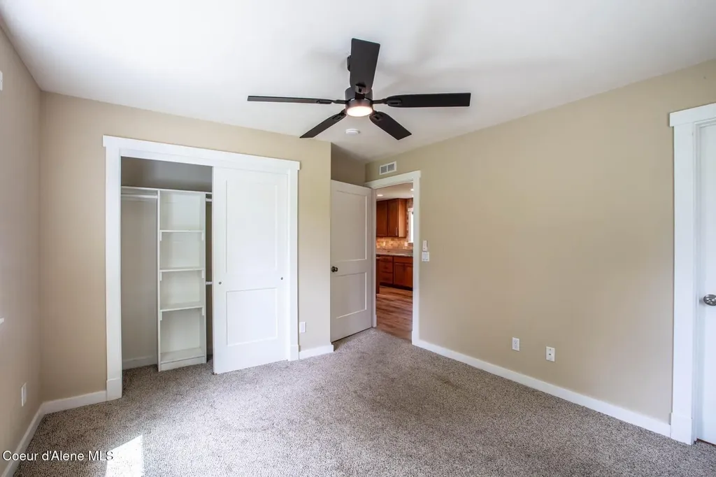 1923 Sagle Road Sagle ID 83860