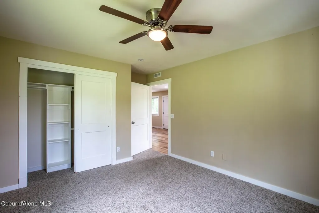 1923 Sagle Road Sagle ID 83860