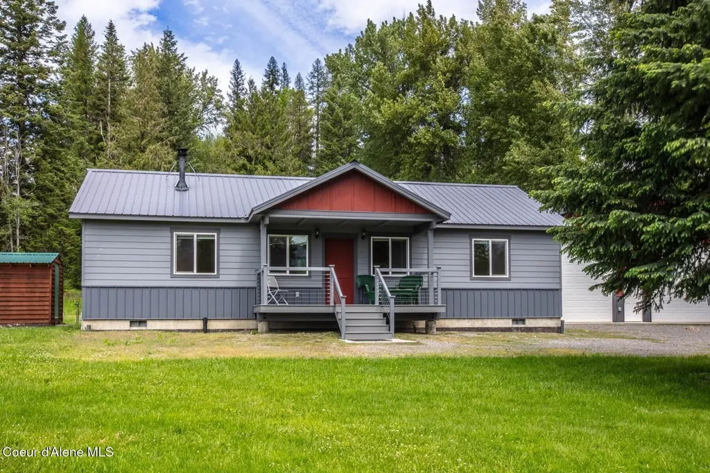 1923 Sagle Road Sagle ID 83860