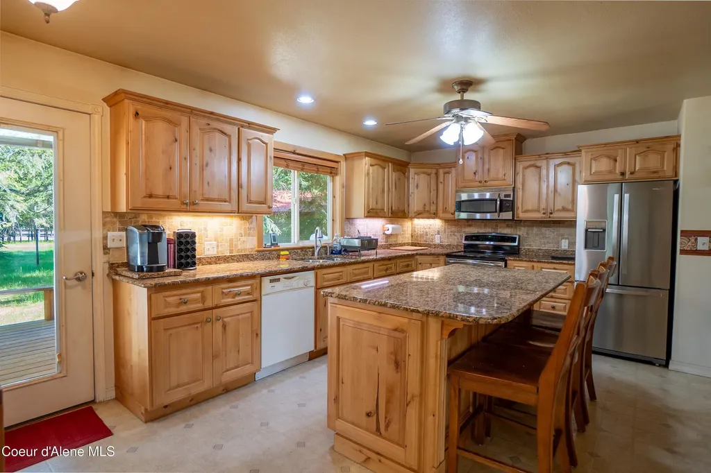 14 Whispering Lane Moyie Springs ID 83845