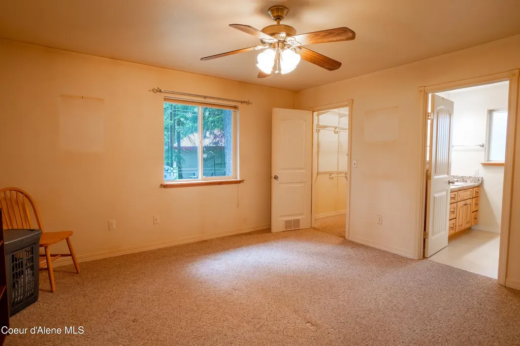 14 Whispering Lane Moyie Springs ID 83845