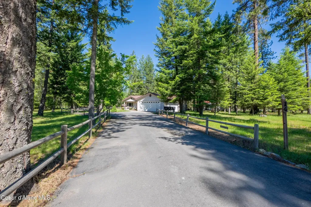 14 Whispering Lane Moyie Springs ID 83845
